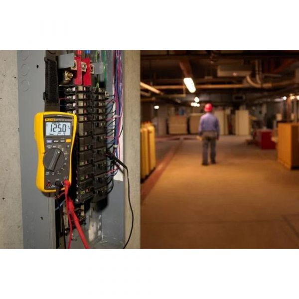 Fluke - Electricians Multimeter with Non-Contact voltage