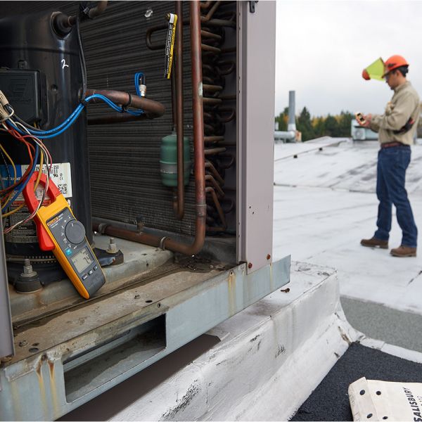Fluke - True-RMS HVAC Clamp Meter - Wireless Fluke Connect®-Enabled