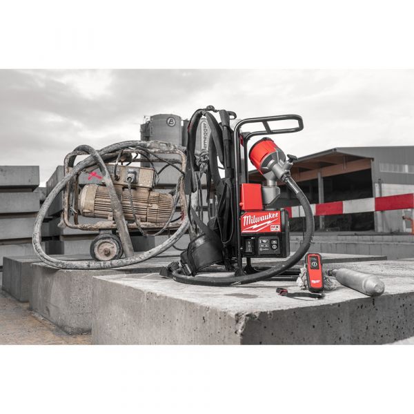 Milwaukee Mx Fuel Backpack Concrete Vibrator with 2X Battery Pack & MXF C Charger