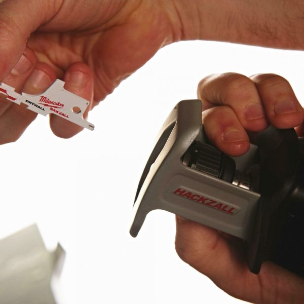 Milwaukee C12 HZ-202C M12 HACKZALL Compact Cordless Rip Saw in Transport Case (2x 2.0Ah battery + charger)