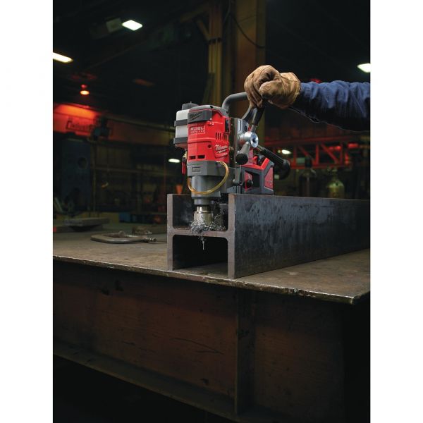 Milwaukee M18 FMDP-502C Fuel Magnetic Drill Press with Permanent Magnet in Transport Case (2x 5.0Ah battery + charger)