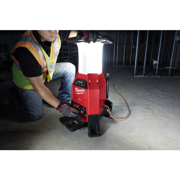 Milwaukee M18 ONESLDP-0 ONE-KEY LED Compact Battery Lamp/Charger