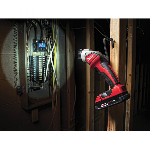 Milwaukee M18 TLED LED Cordless Work Lamp 120 Lumens (without battery and charger)