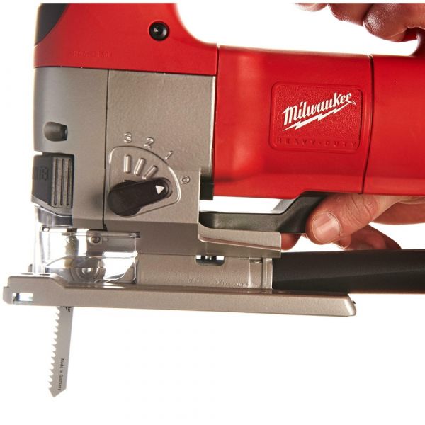 Milwaukee JSPE 135 TX Pendulum Jigsaw 750 W in Transport Case