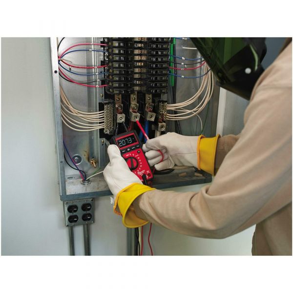 Milwaukee 2217-40 Digital Multimeter up to 600V AC/DC