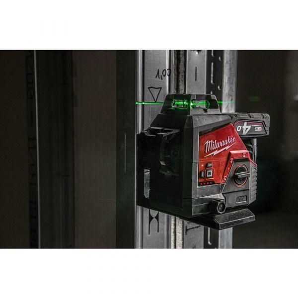 Milwaukee M12 3PL-401C Three-dimensional Cordless Laser Green with 3x360° Laser Circles in Transport Case (1x 4.0Ah battery + charger)