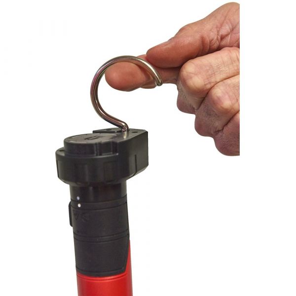 Milwaukee L4 SL550-301 USB Rechargeable Battery Bar Torch 550 Lumens (integrated 3.0Ah battery)