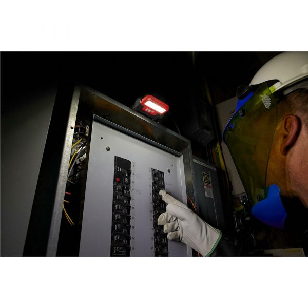 Milwaukee L4 FFL-301 USB Rechargeable Collapsible Mini Floodlight