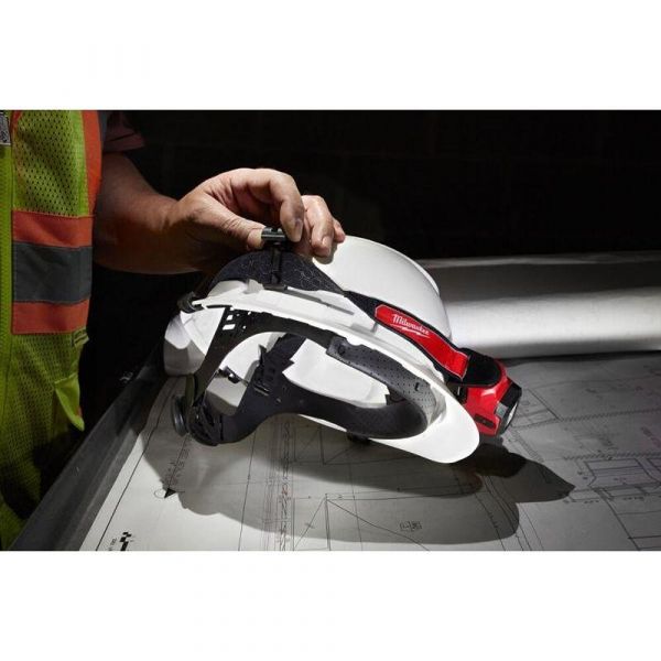 Milwaukee USB Rechargeable Headlamp 475 lm, 4 V, 3.0 Ah