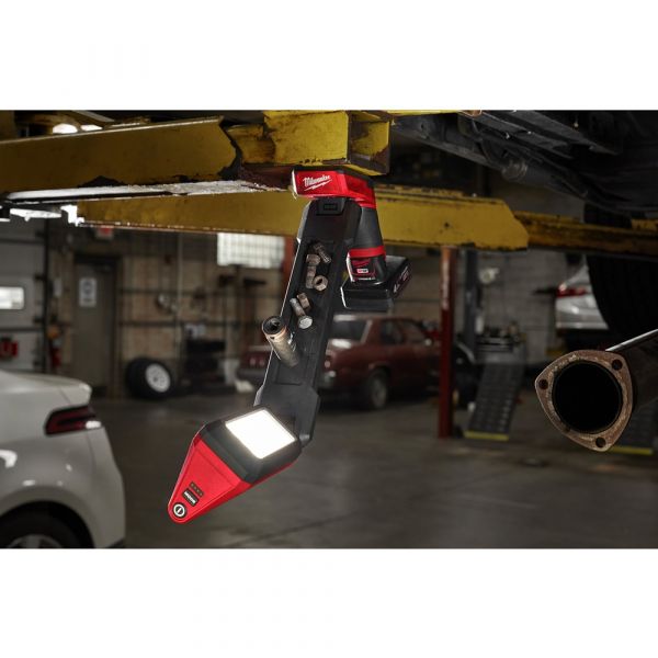 Milwaukee UCL-0 M12 Undercarriage Lighting