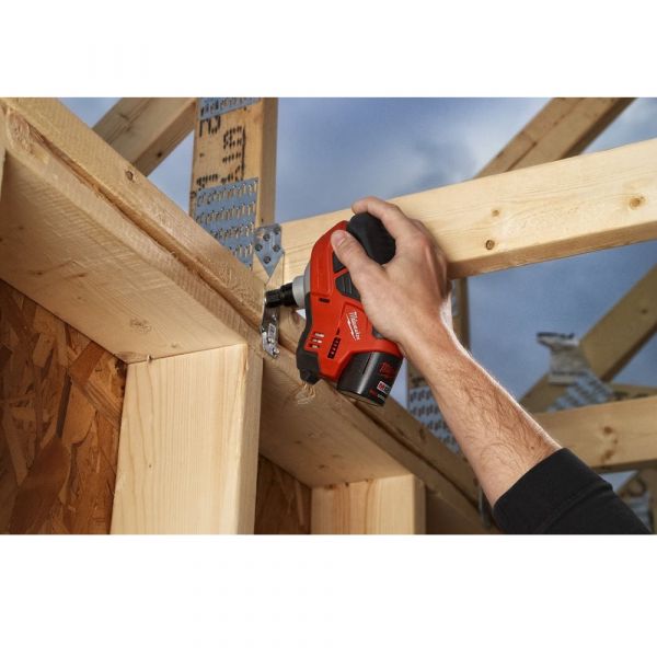 Milwaukee - M12C12PN-0 Sub-Compact Palm Nailer