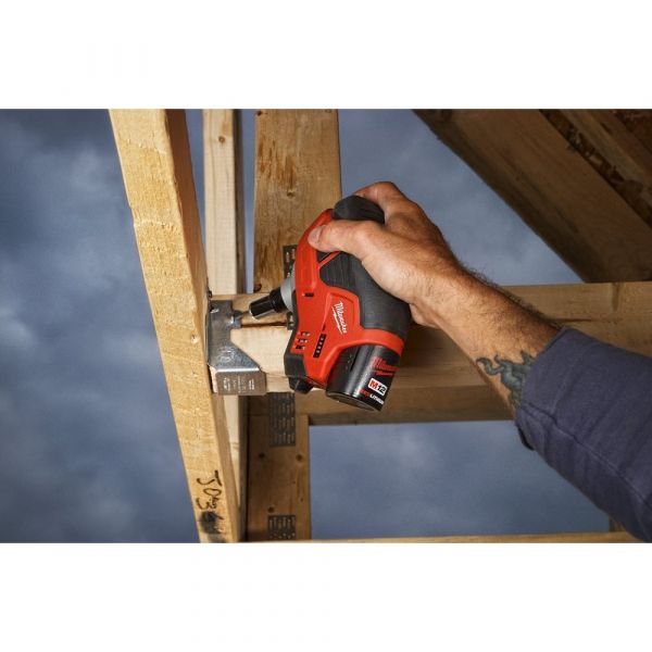 Milwaukee - M12C12PN-0 Sub-Compact Palm Nailer